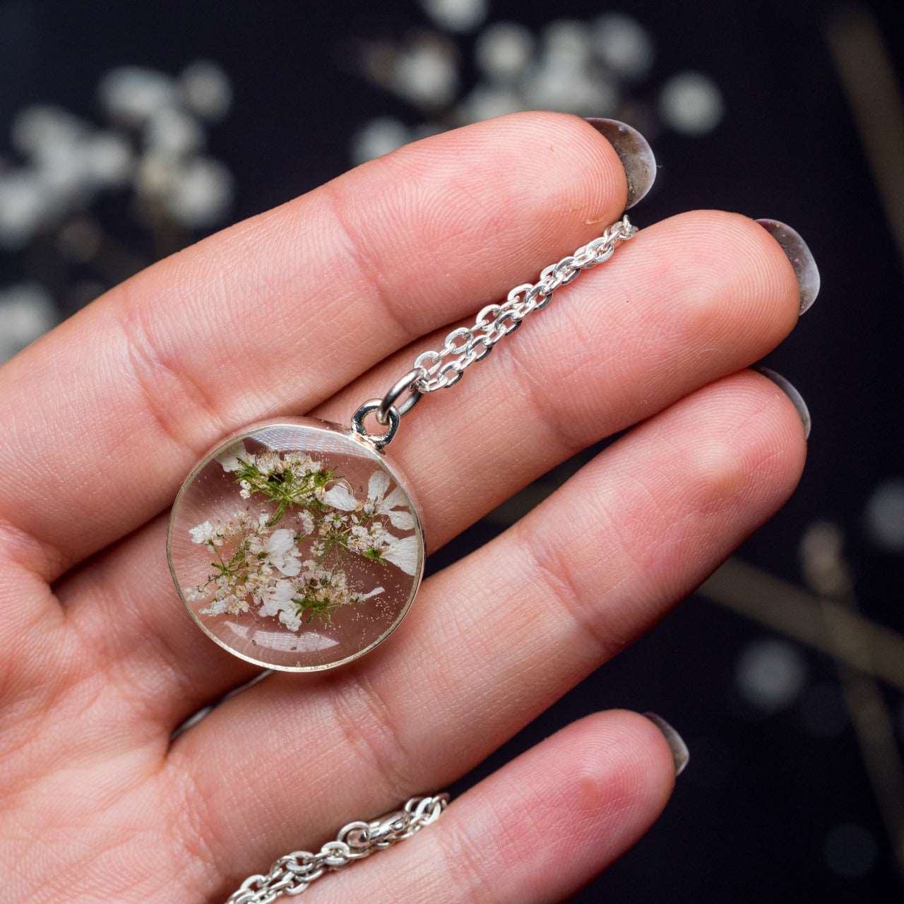 https://cdn.shopify.com/s/files/1/0555/9107/6151/products/F12-590.jpg?v=16699037141