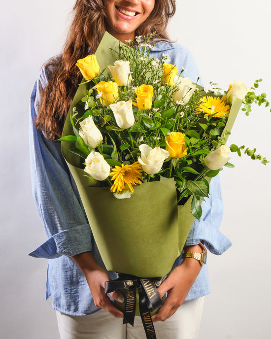 Sunlit Grace bouquet
