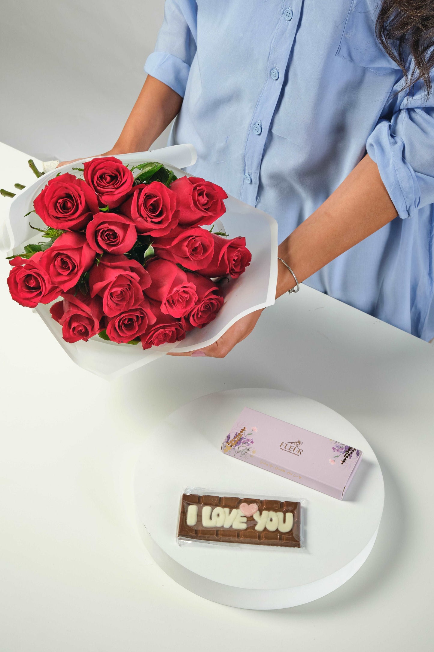 I love you Chocolate Bar & Red Roses Bouquet