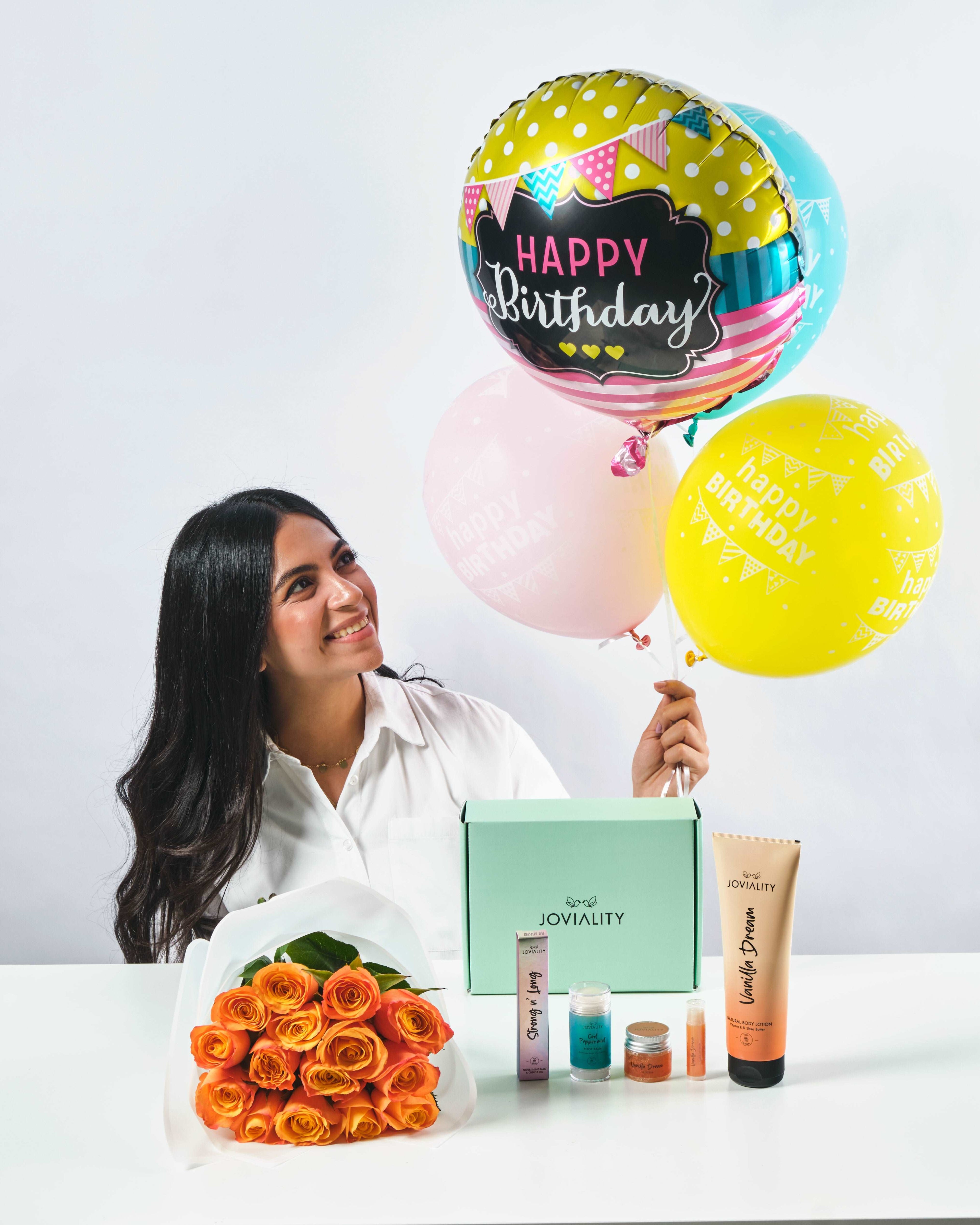 Joviality Skin Love Kit - Vanilla Smoothie & 15 Orange Roses Bouquet & Balloons
