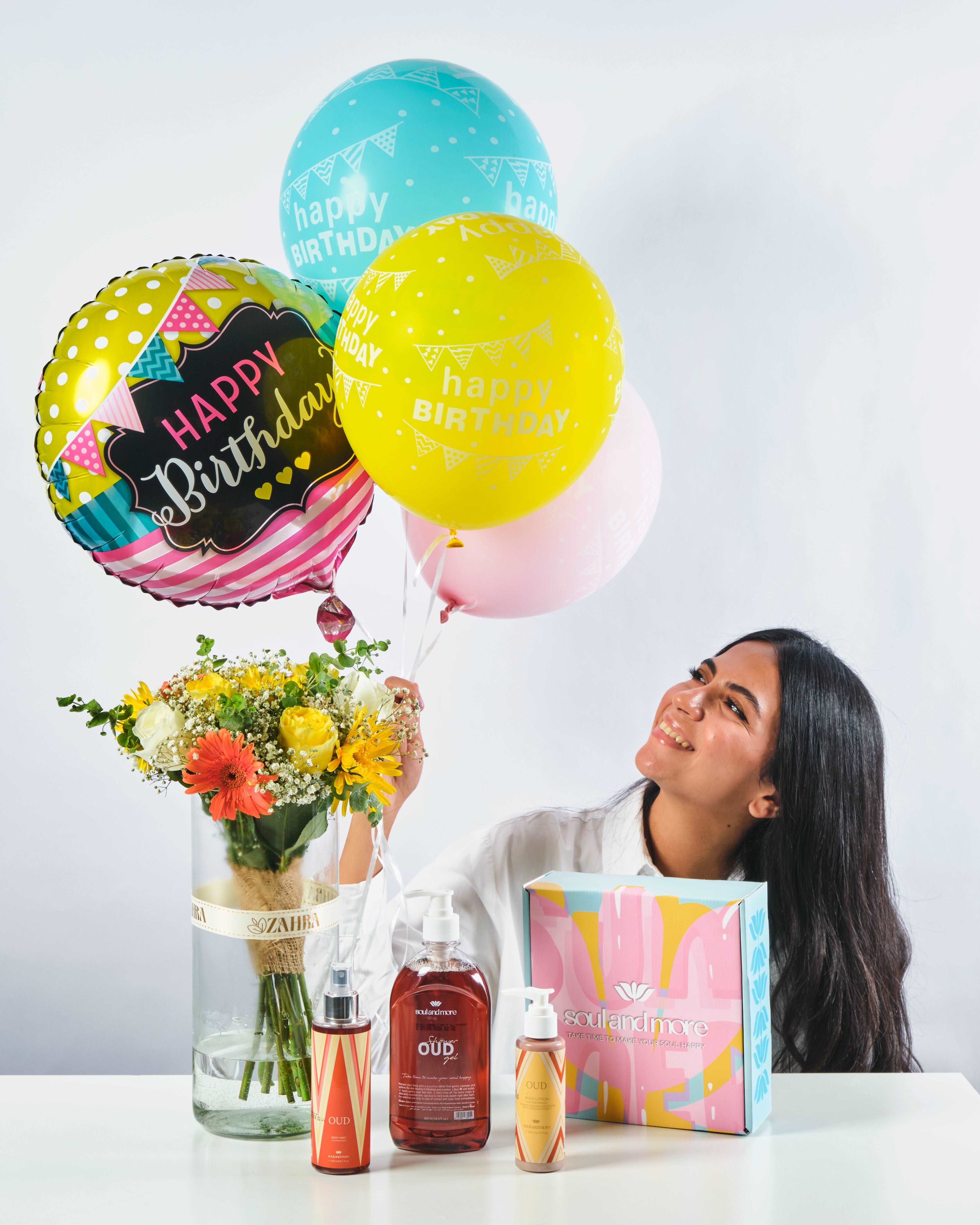 SoulandMore OUD set of 3 & Autumn Vase & Balloons