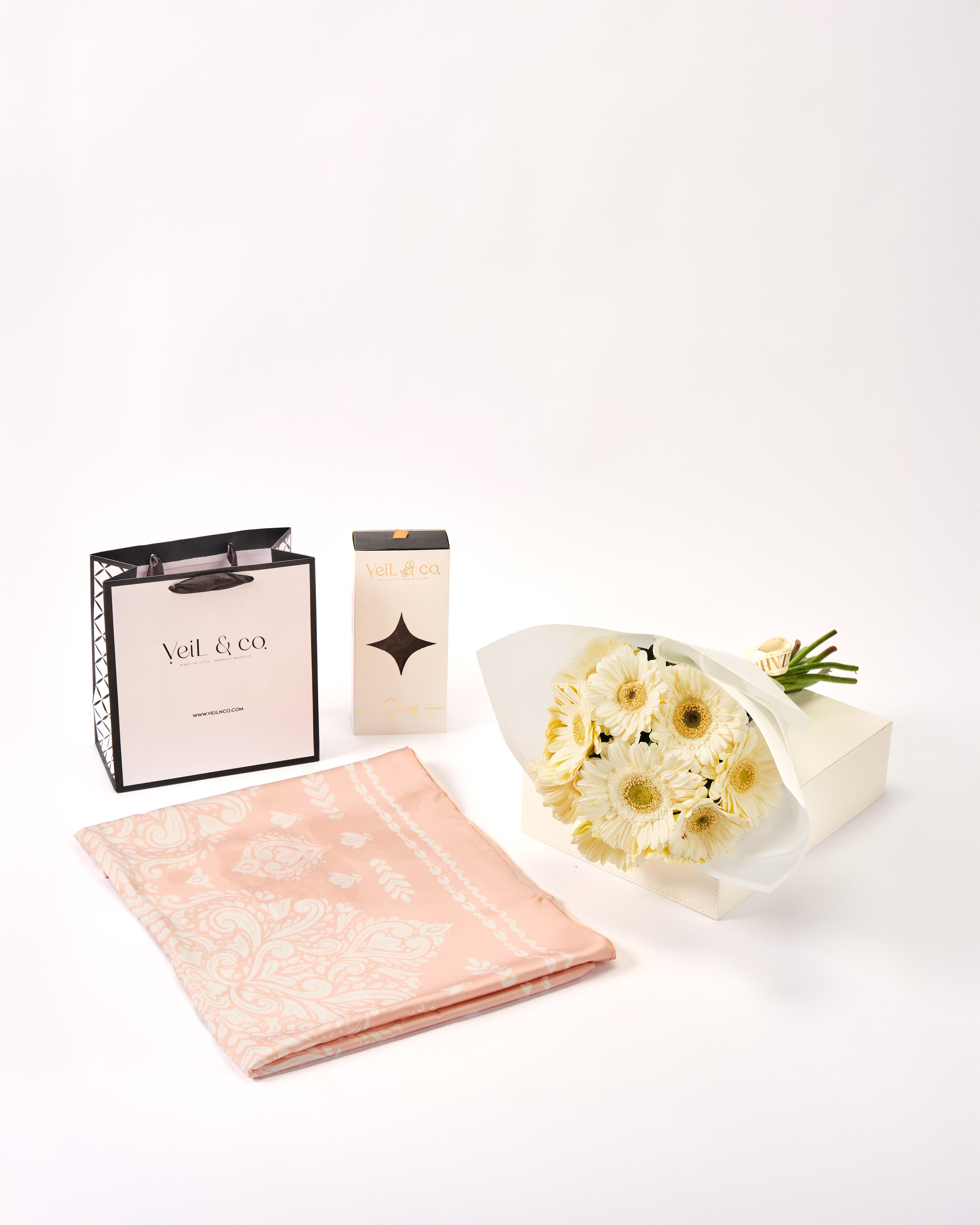 Pride Touch Veil (V7)& White Gerbera Bouquet