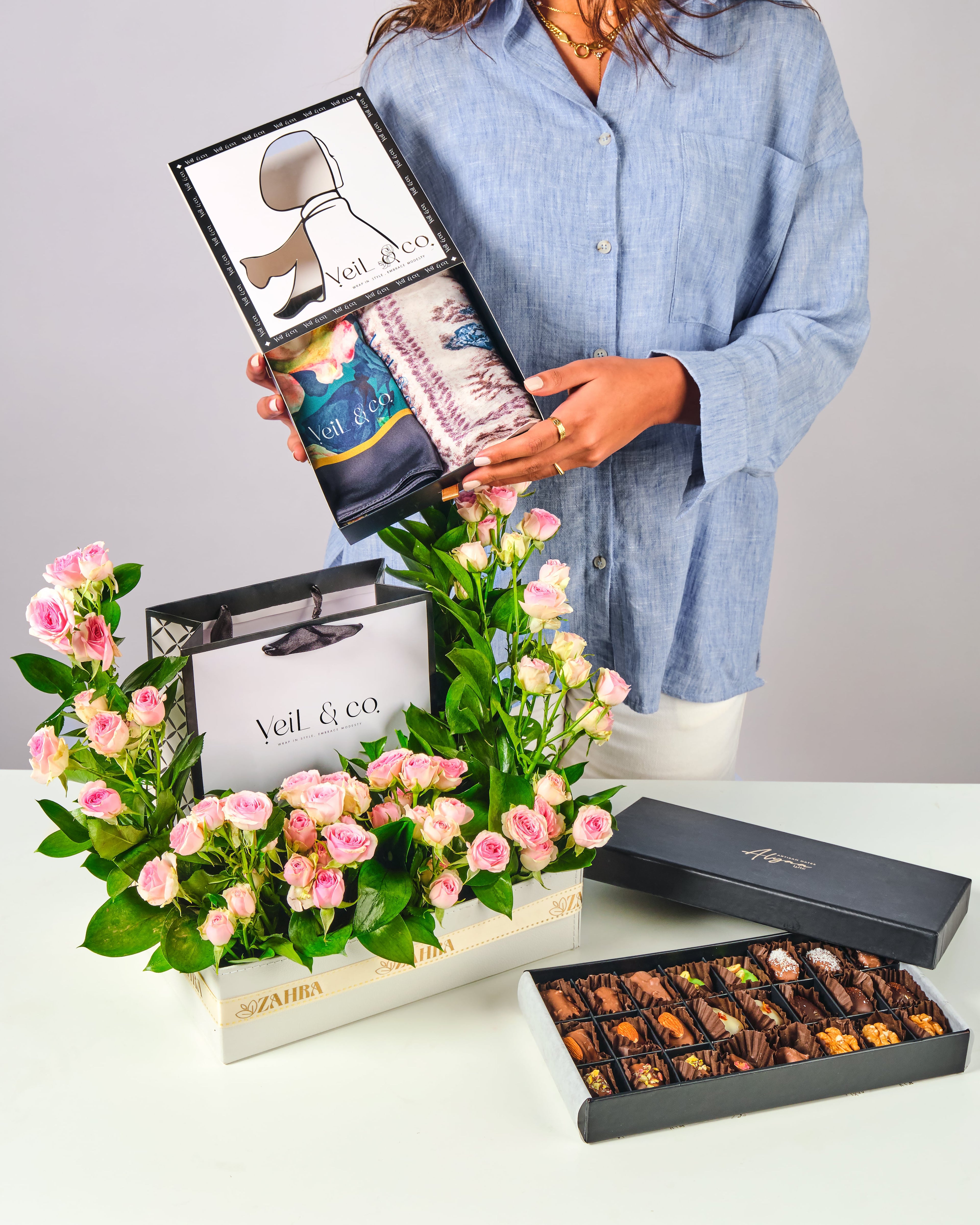 Alya Dates Box & Zahra Veil Box (V1& V8)