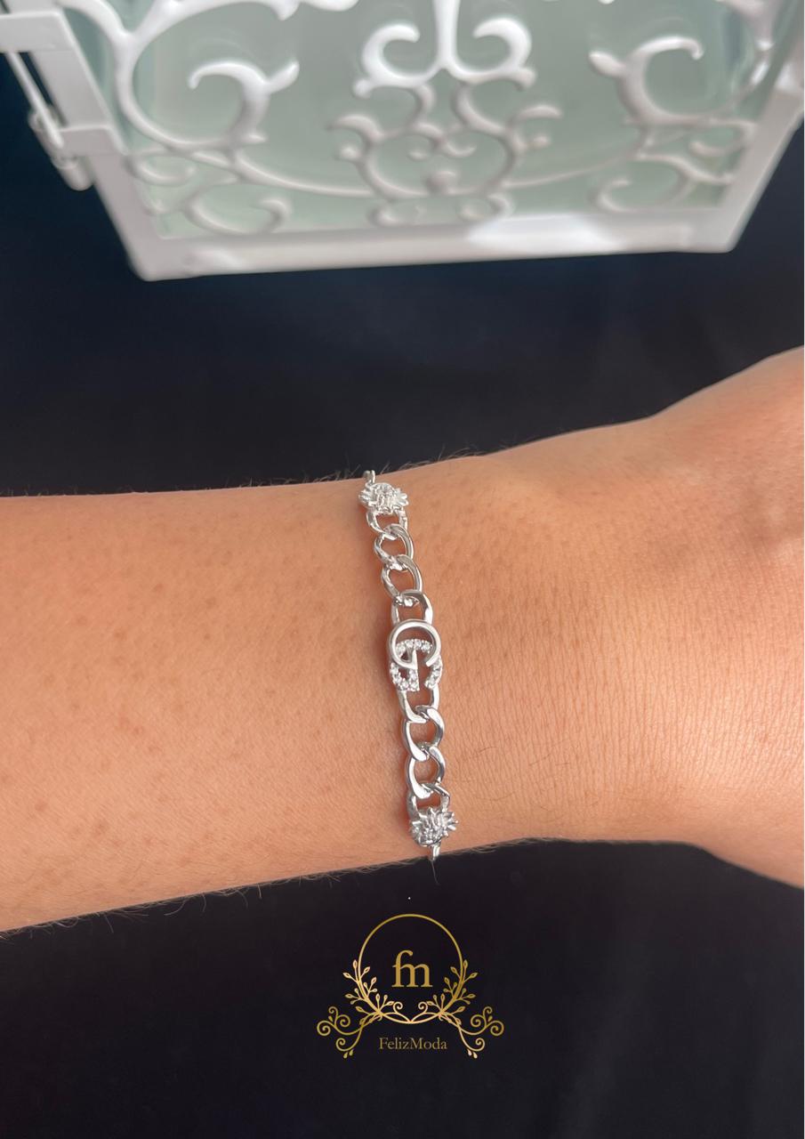 Braided G silver bracelet with side stones-F22